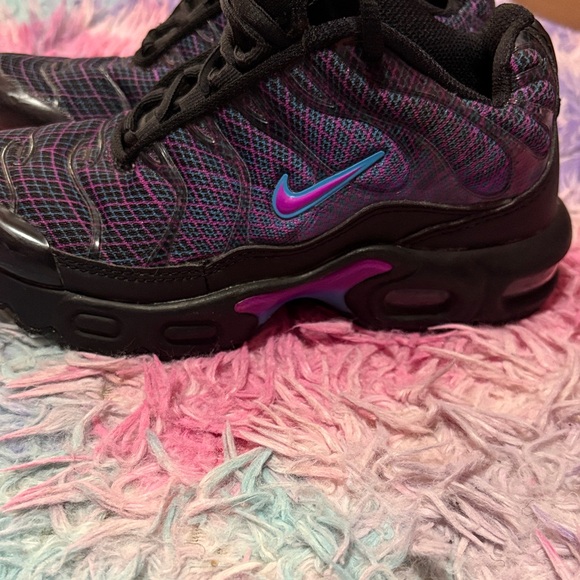 Nike Kids Sneakers - Black and Purple - Picture 3 of 8